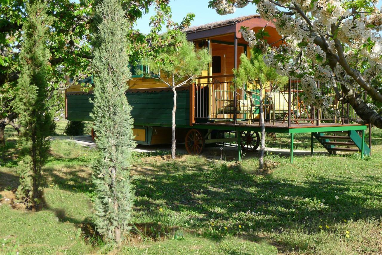 Les Piegonnaises - 2 Roulottes Villa Eksteriør billede